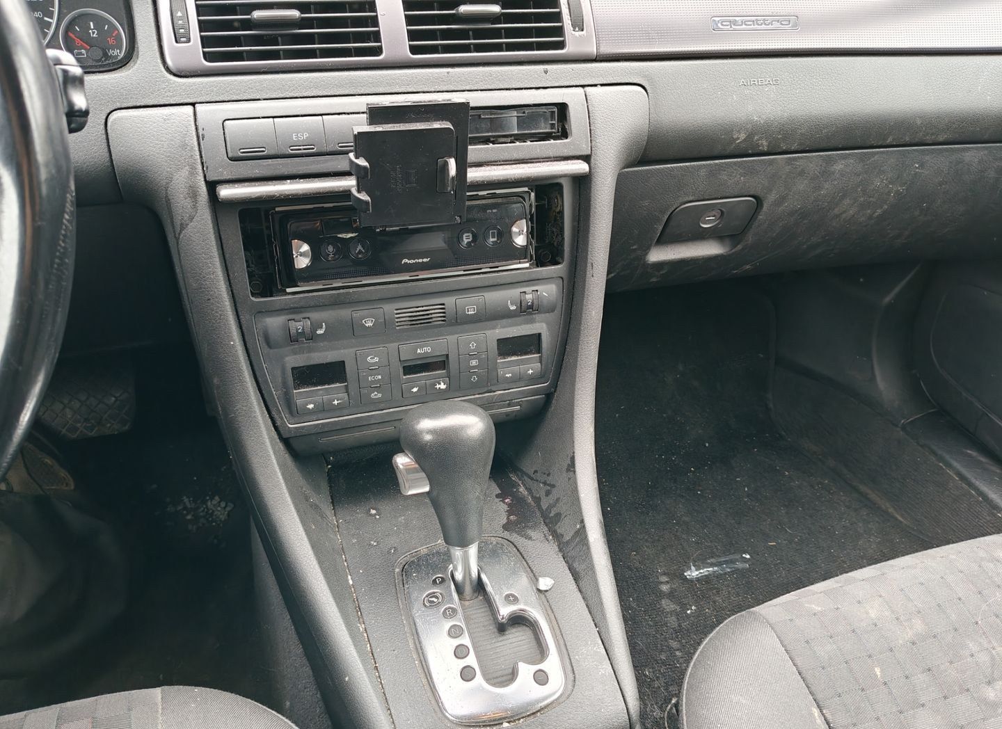 Image 12/21