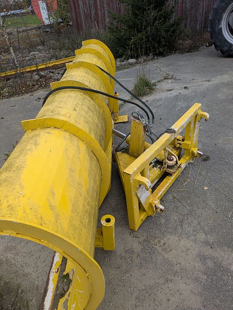 Image 1/7
