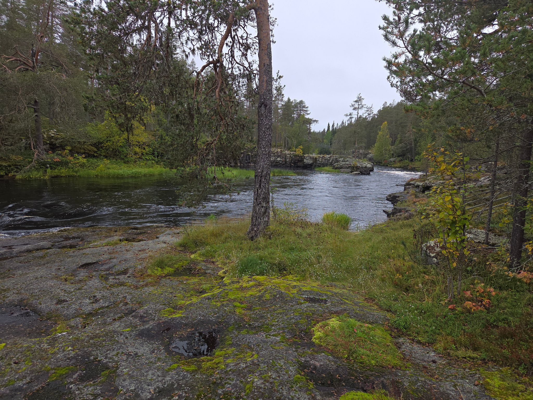 Image 14/16