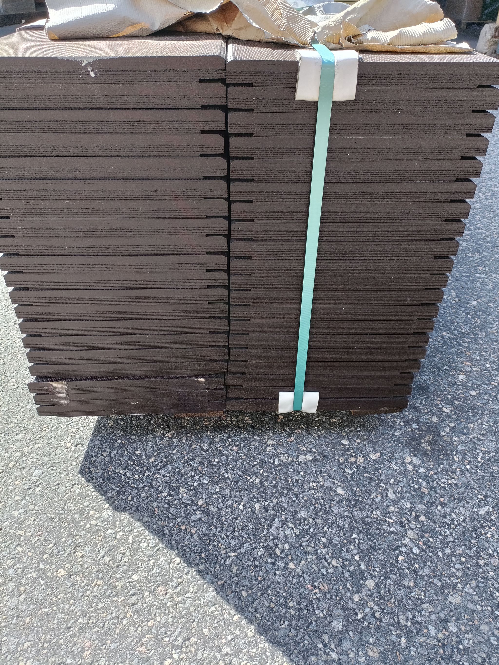 Image 1/3