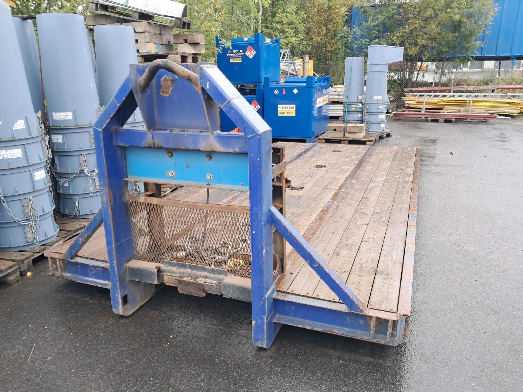 Image 2/9