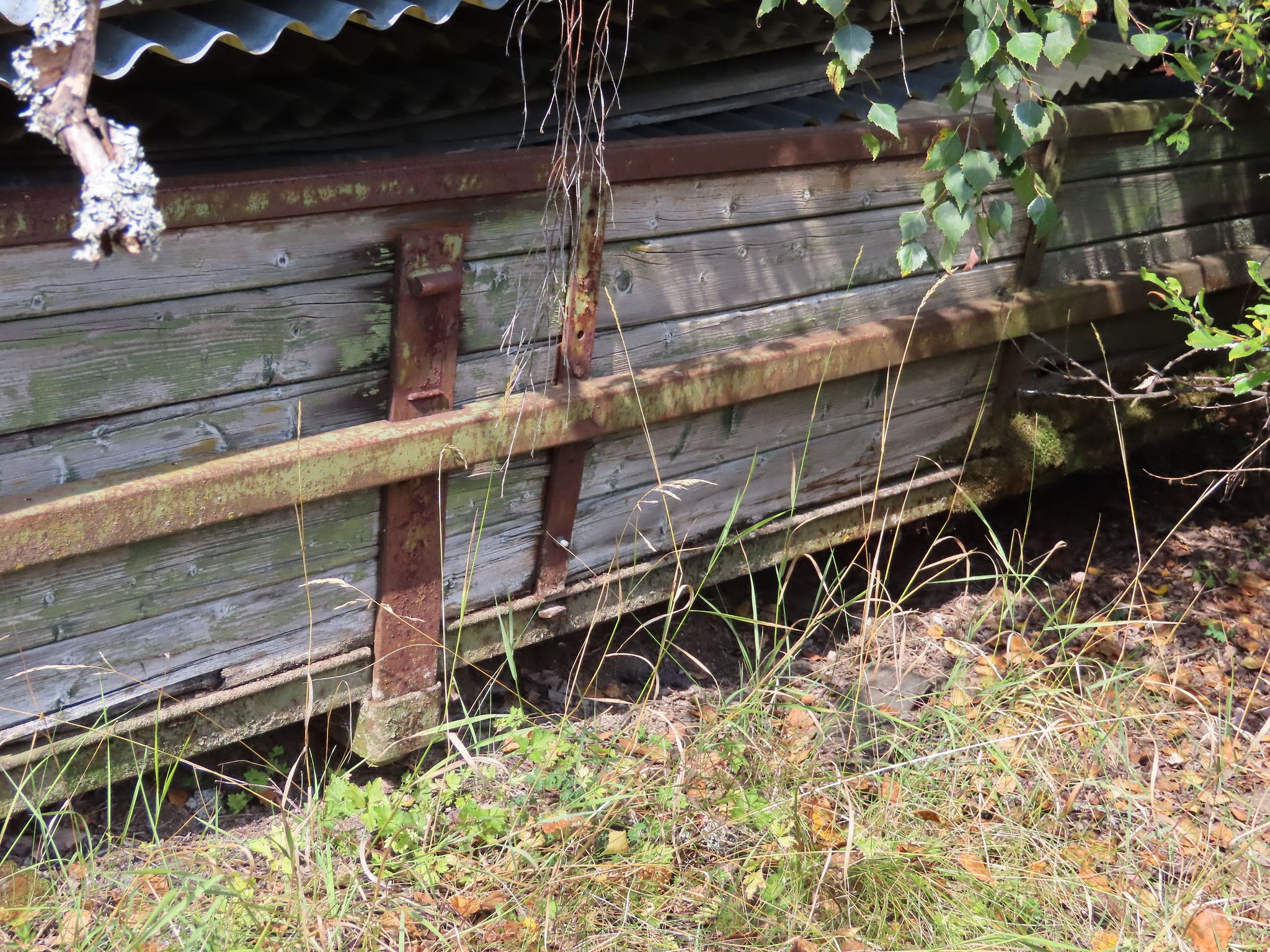 Image 4/6