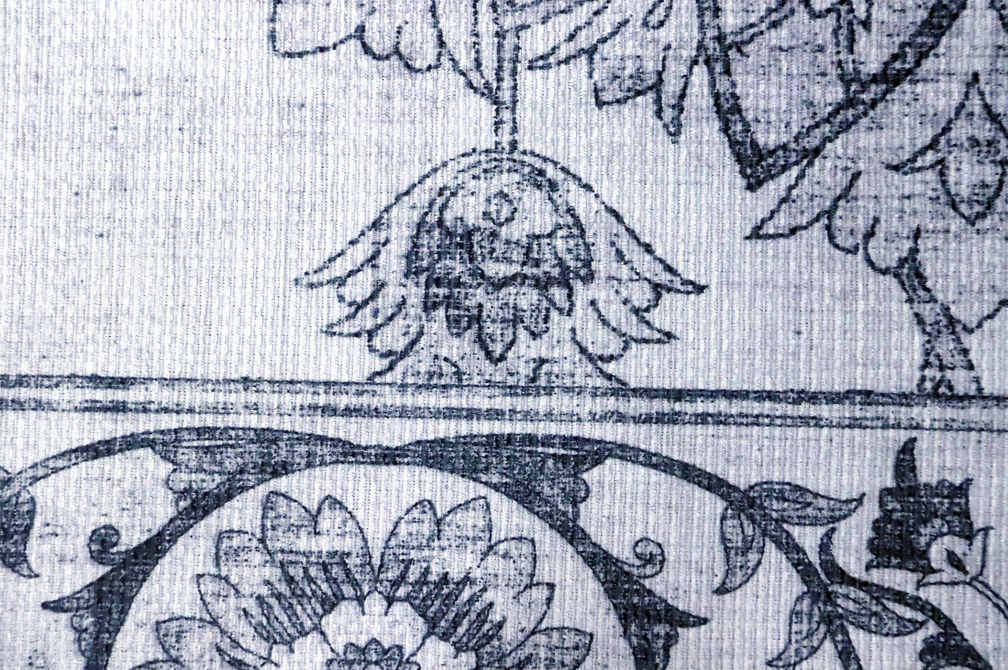 Image 3/9