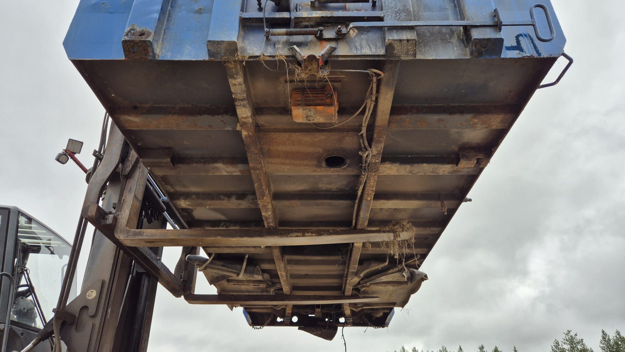 Image 11/12