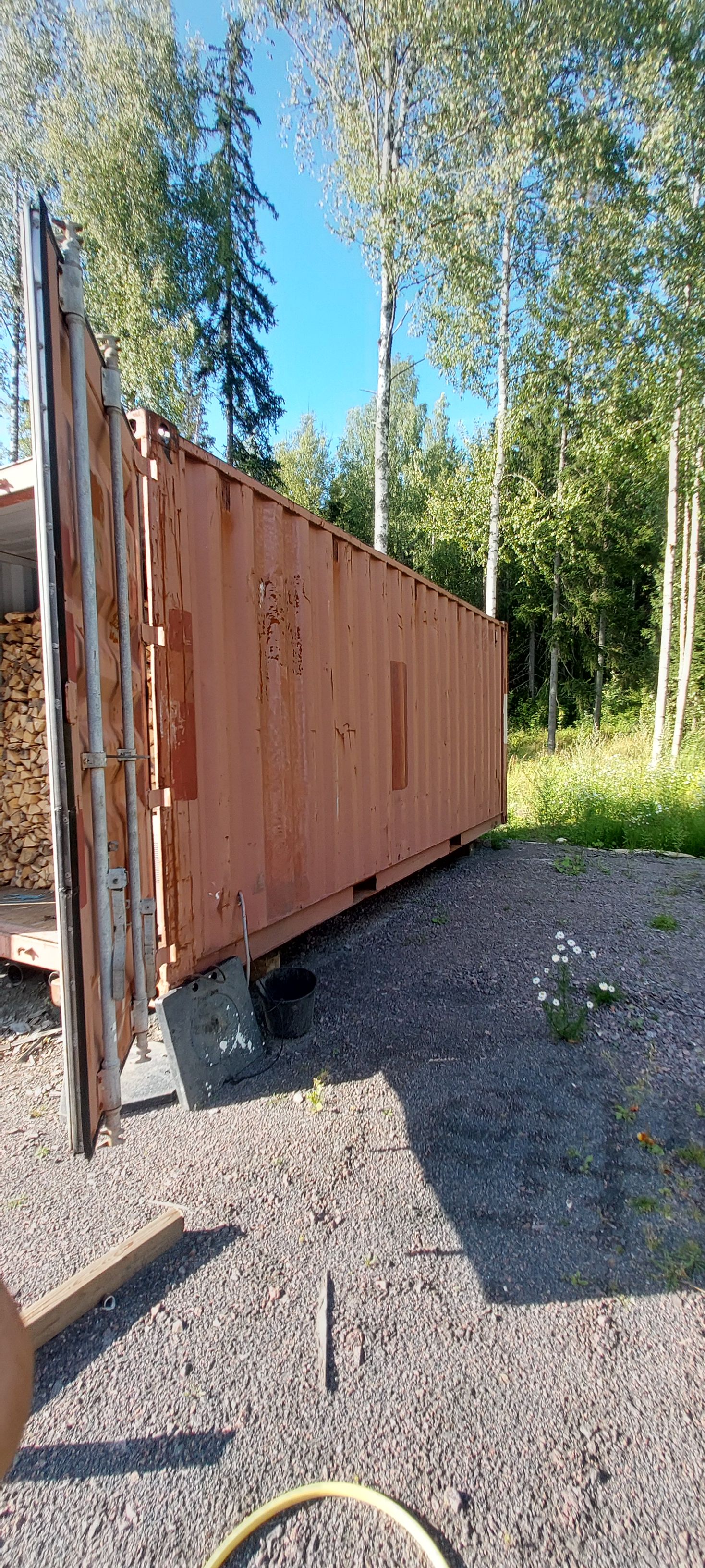 Image 7/9