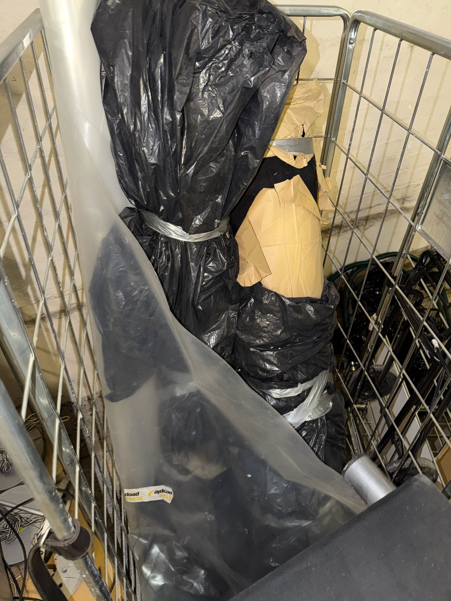 Image 25/36