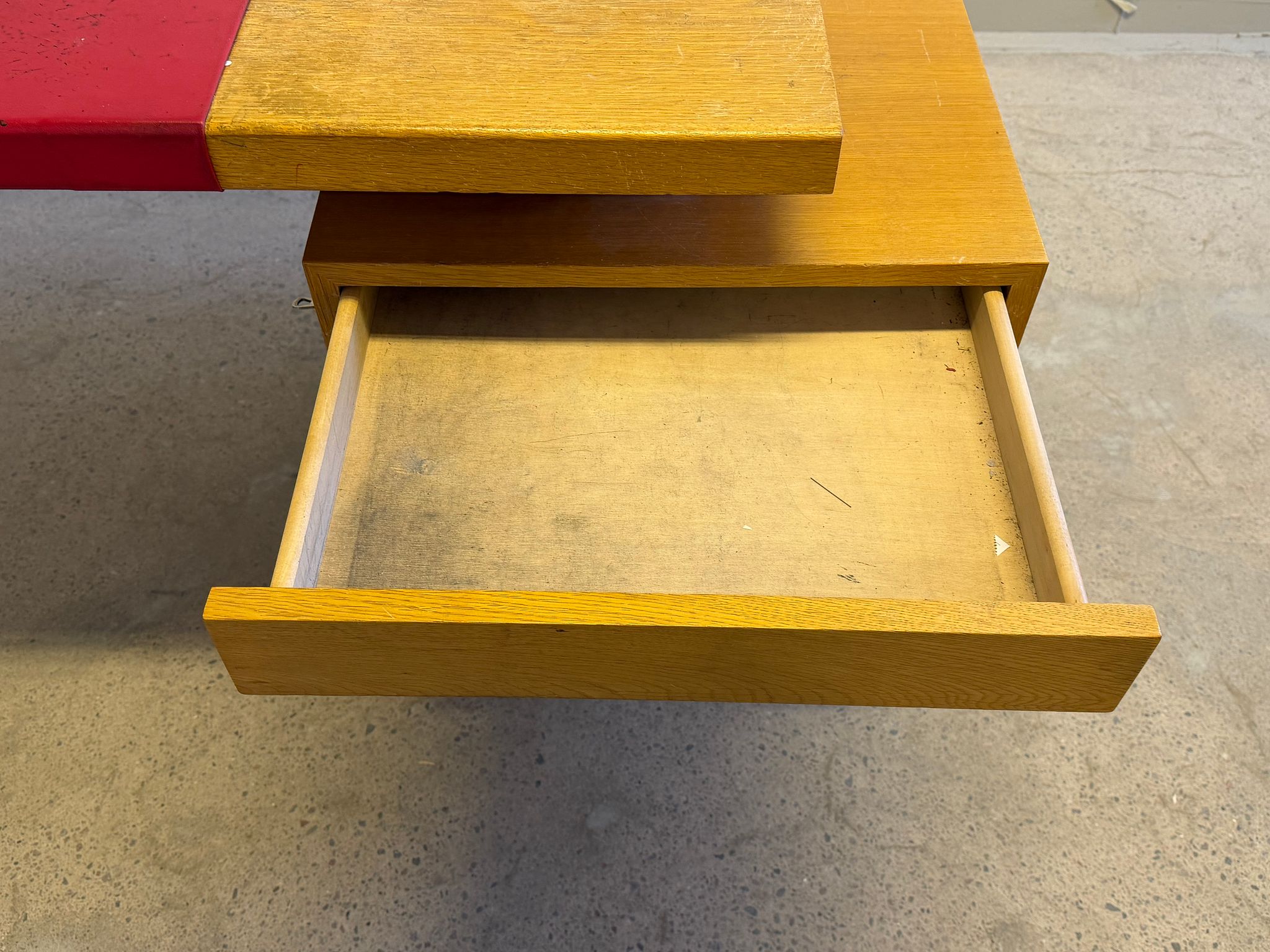 Image 8/19
