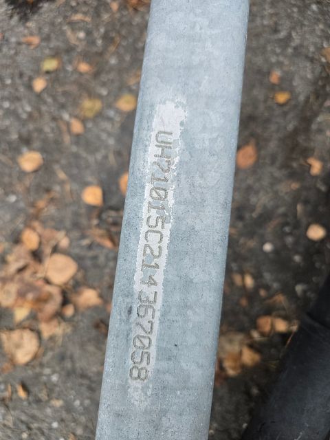 Image 6/9