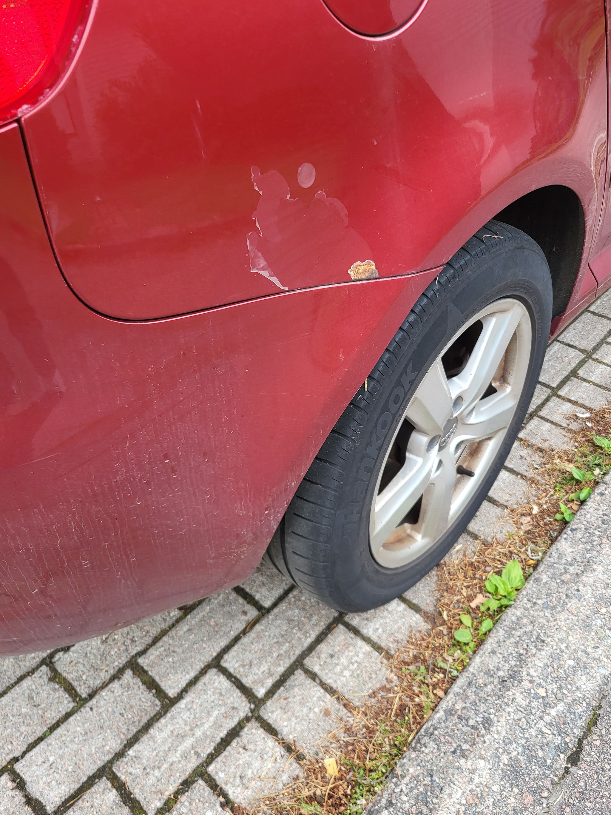Image 7/10