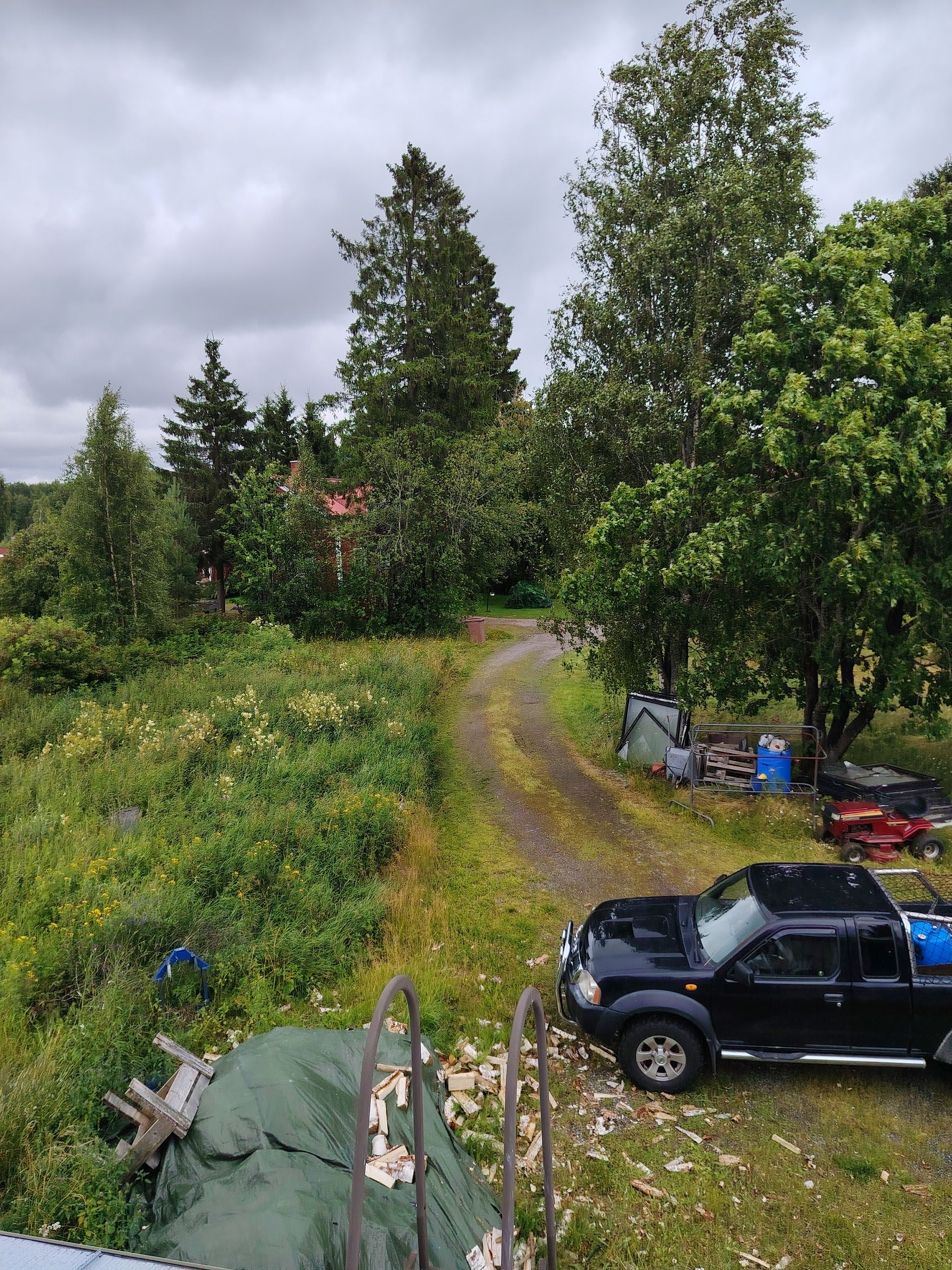 Image 11/61