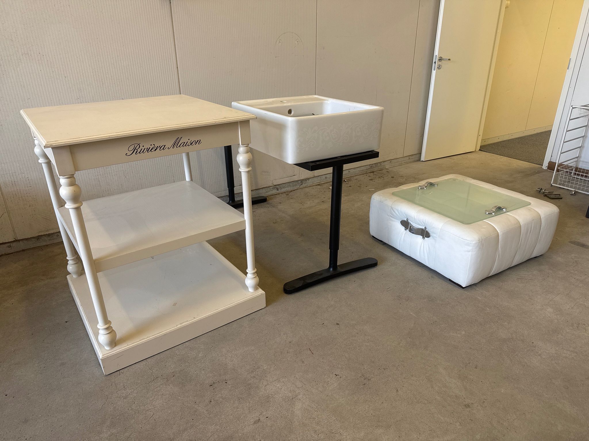 Image 19/19