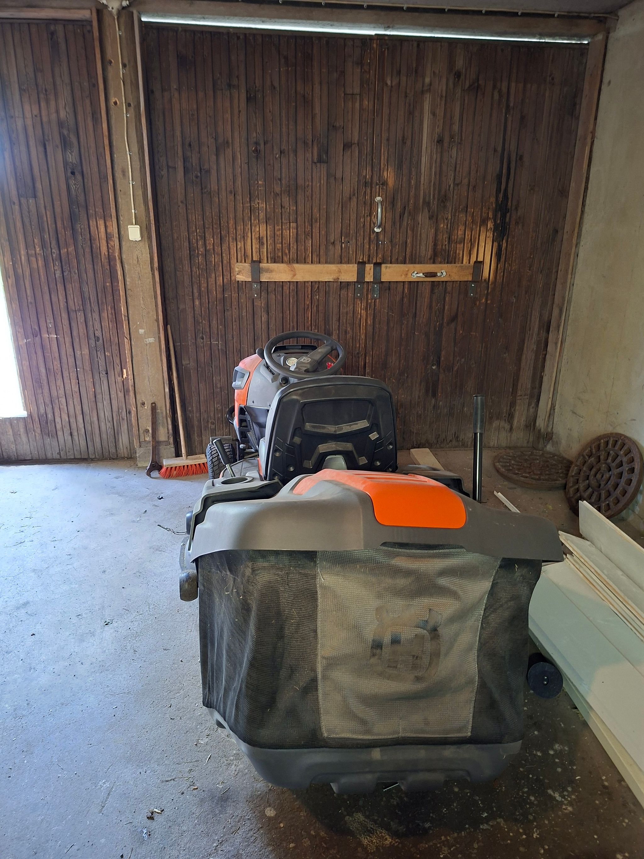 Image 3/9