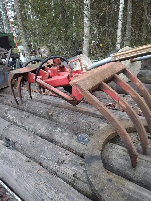 Image 3/3