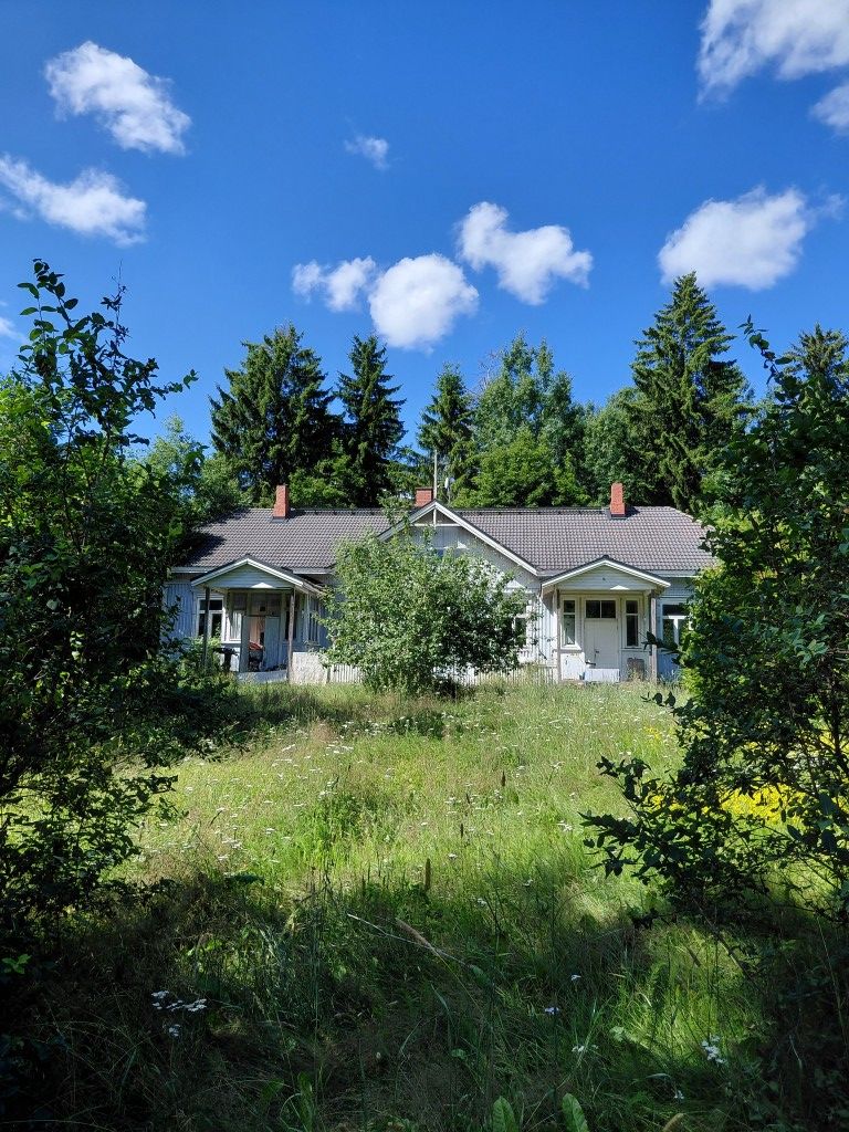 Image 1/36