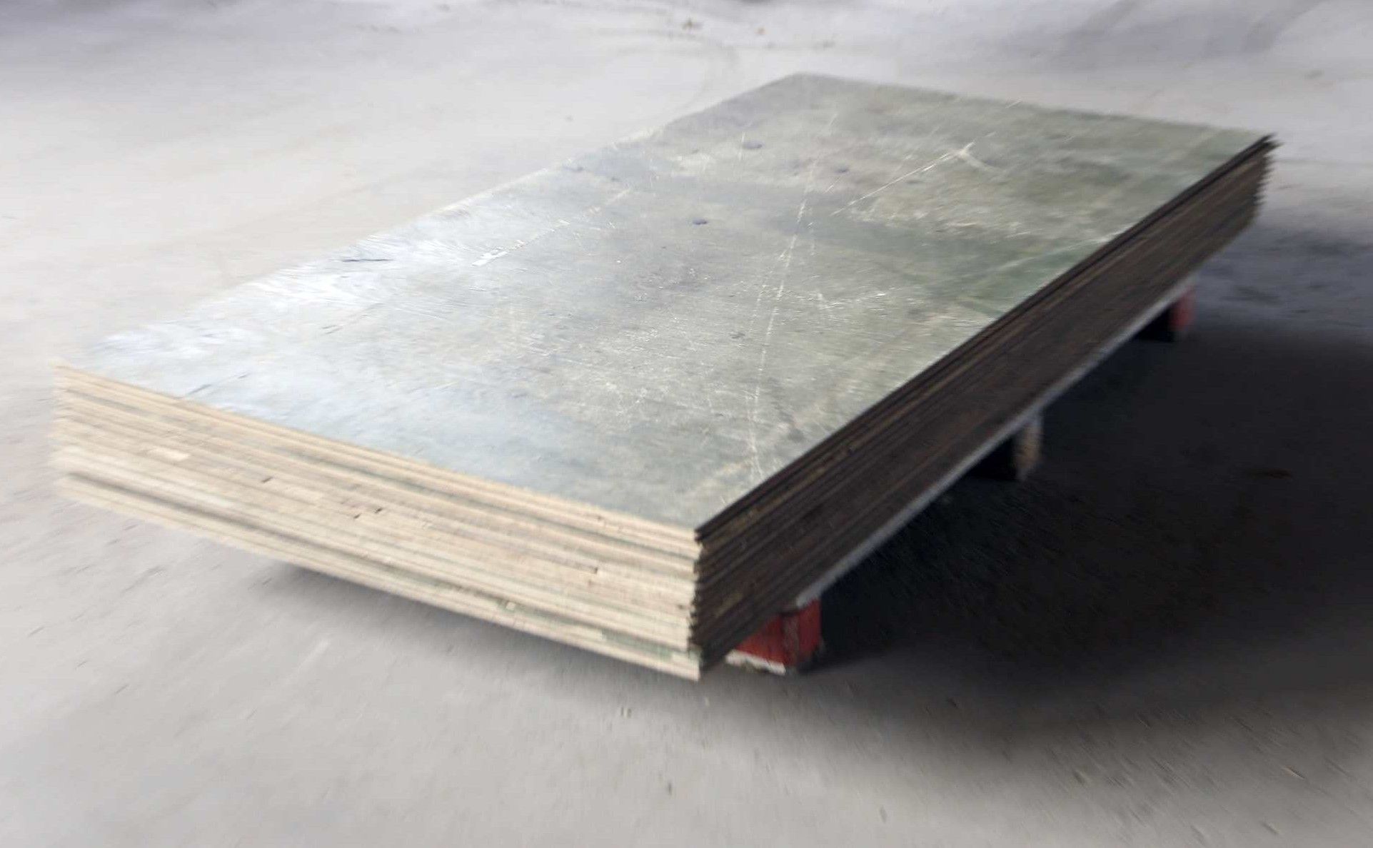 Image 32/40