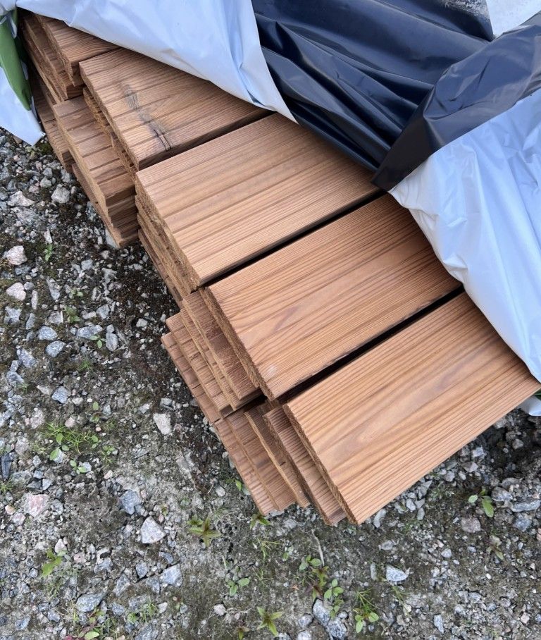 Image 4/5