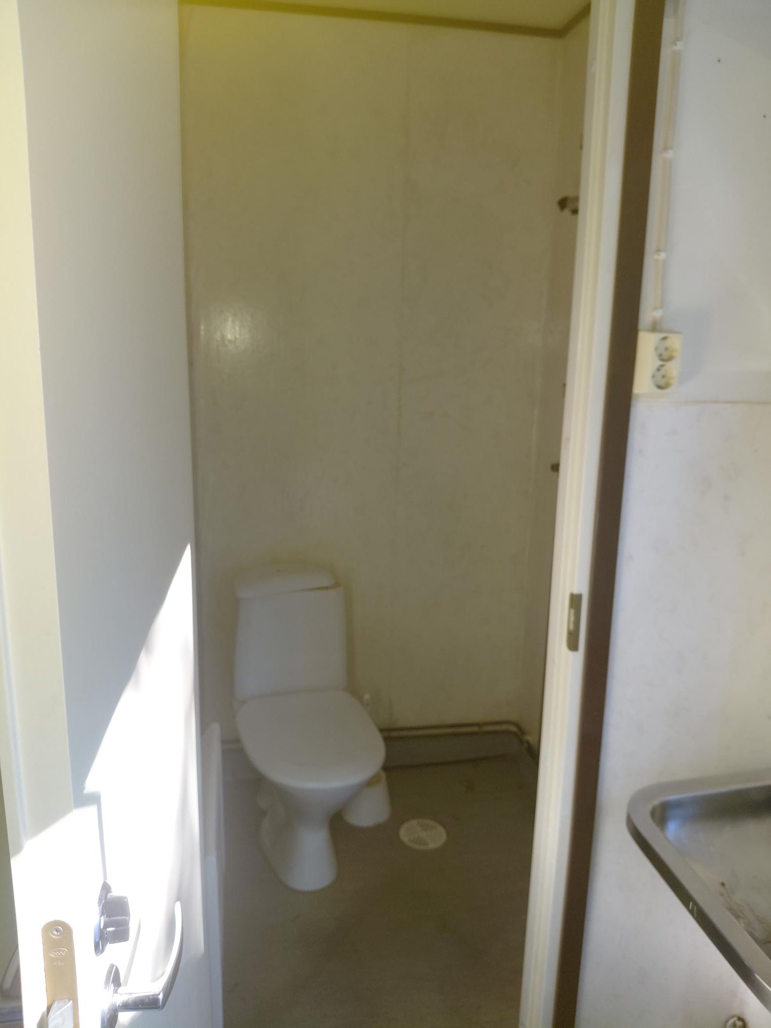 Image 11/12