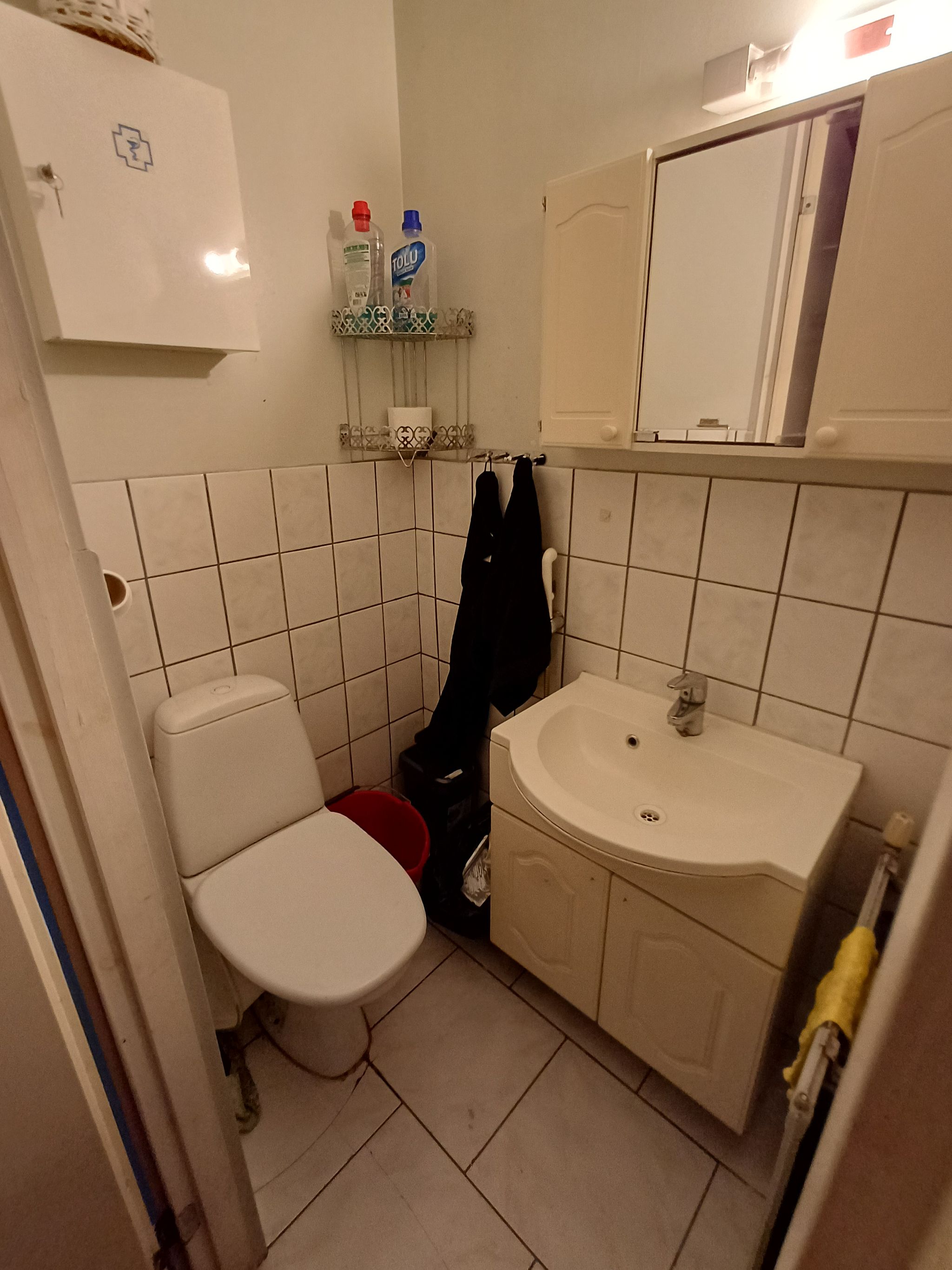 Image 18/43