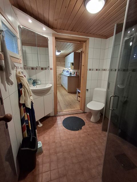 Image 5/56