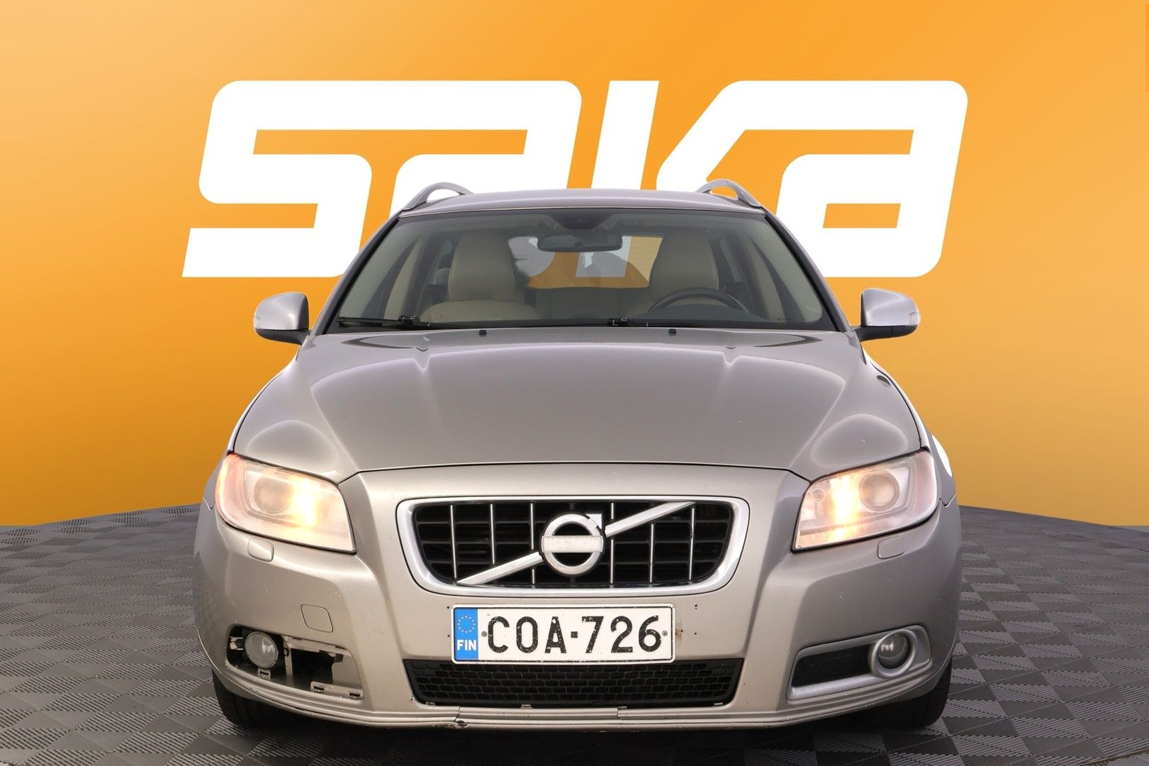 Image 2/35