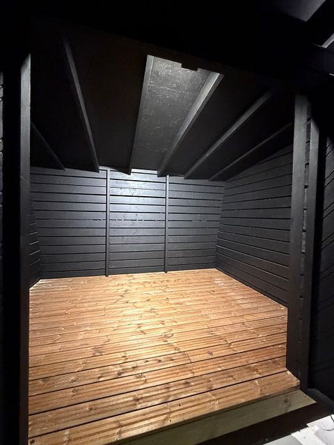 Image 4/11