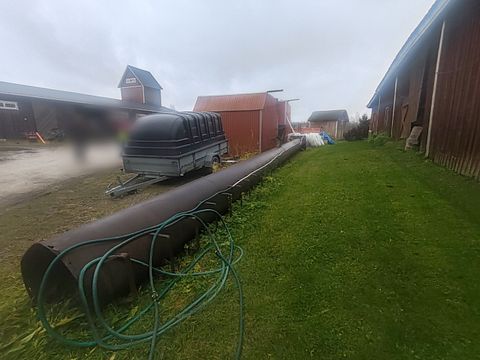 Image 10/15