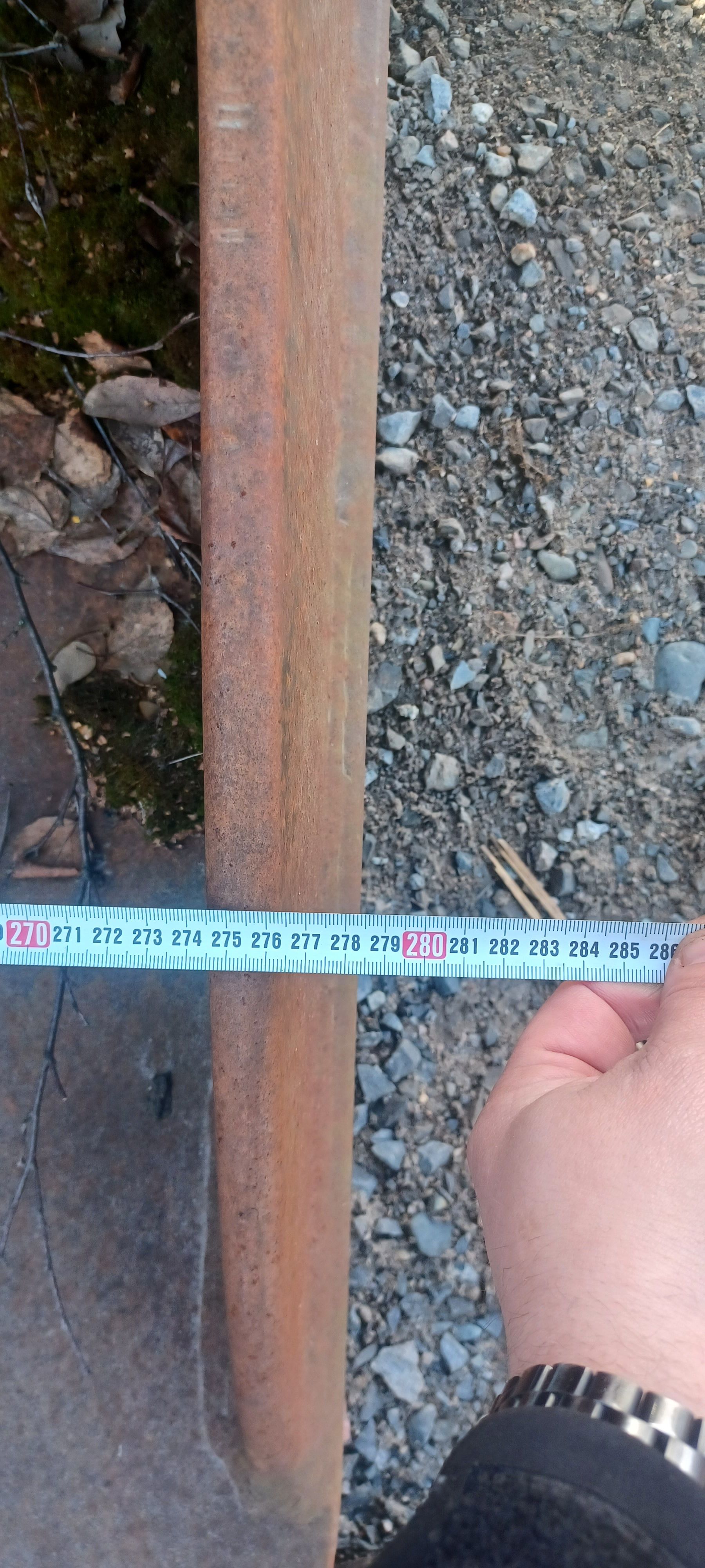 Image 7/10