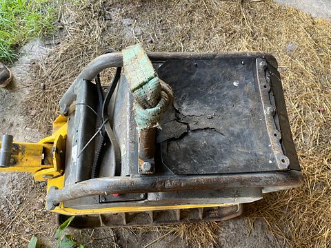 Image 3/15