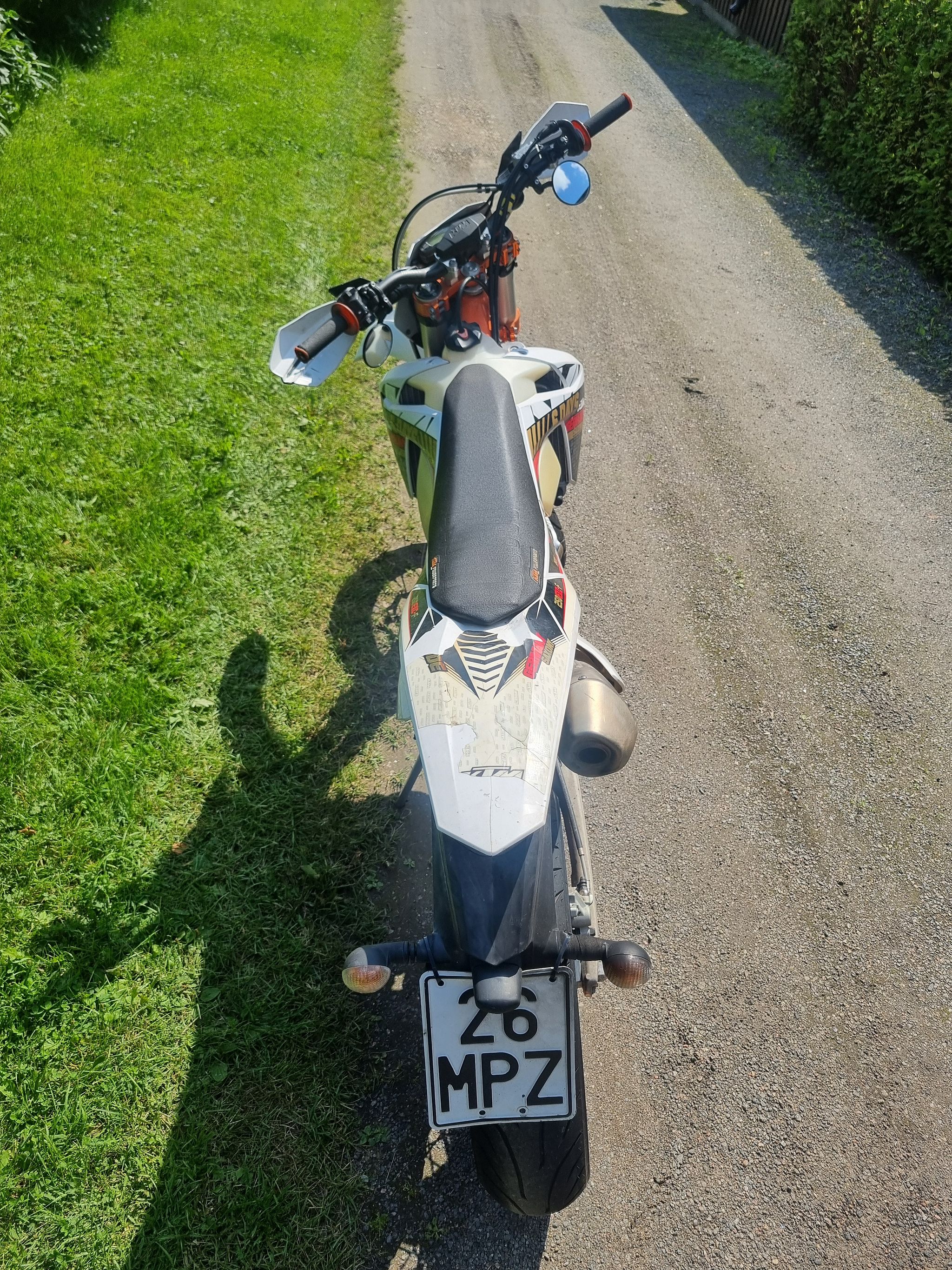 Image 5/7