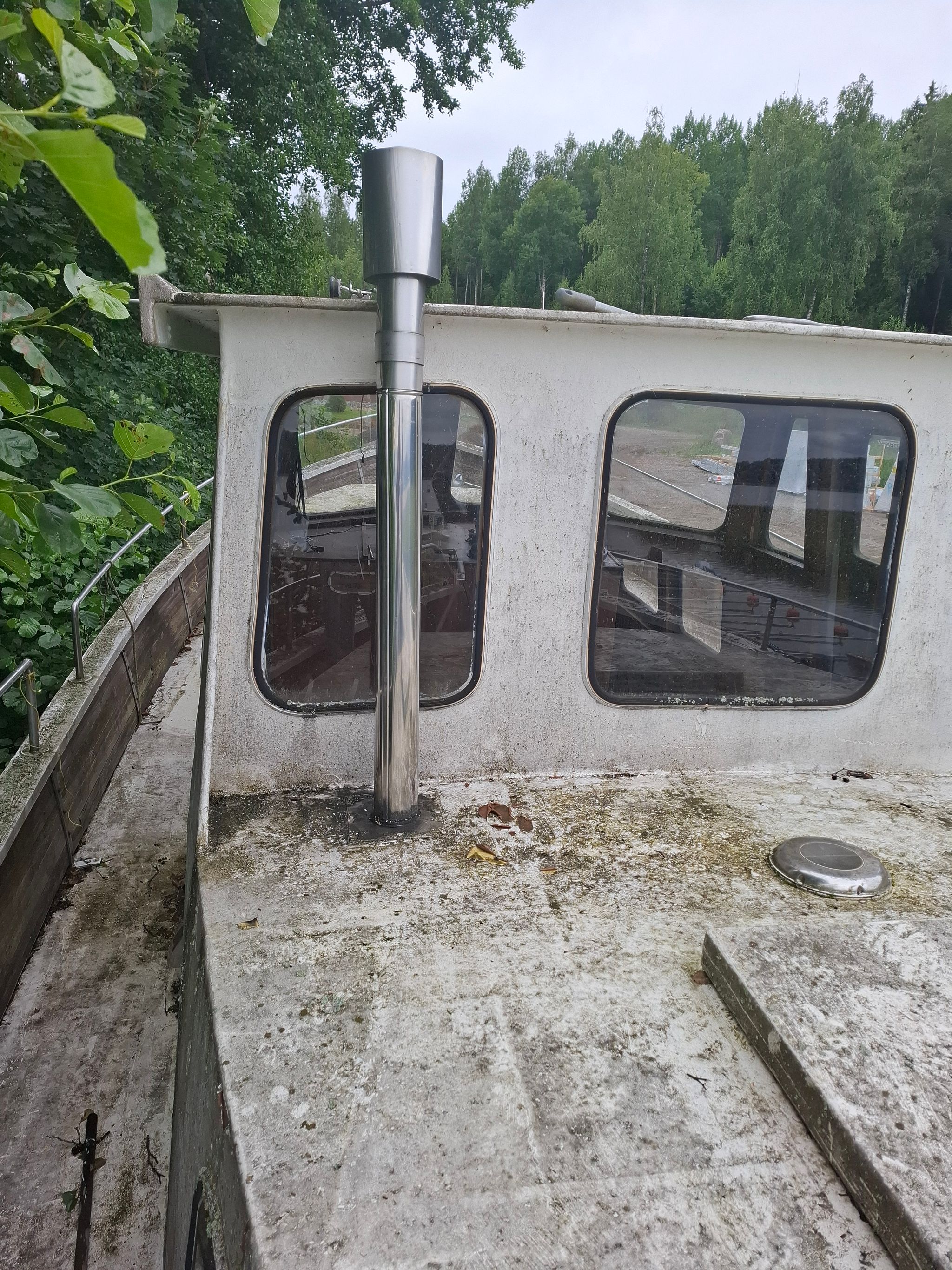 Image 6/32