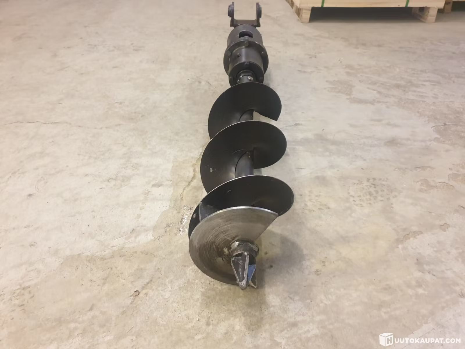 Image 2/15