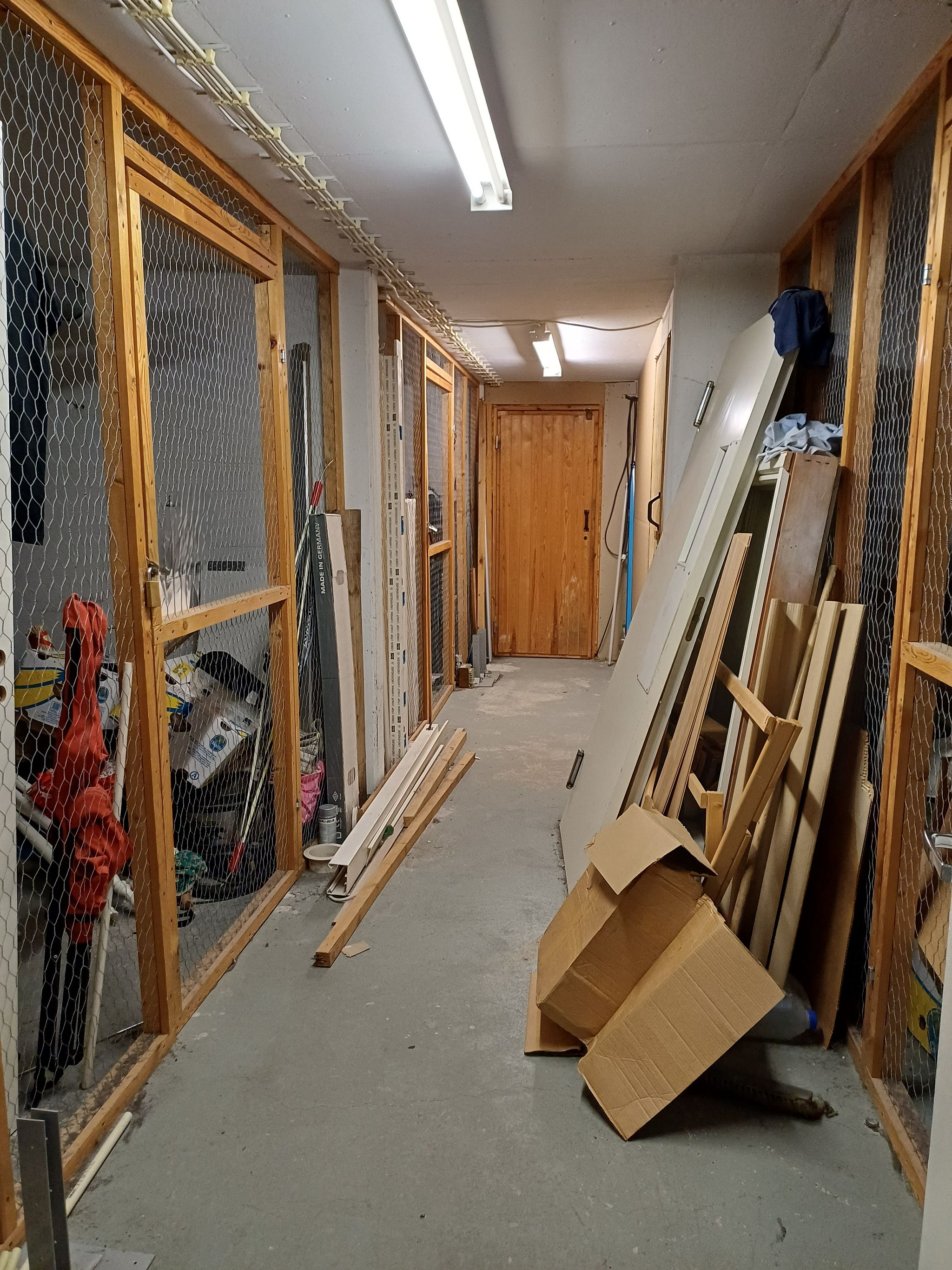 Image 73/79
