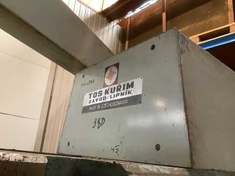 Image 2/4