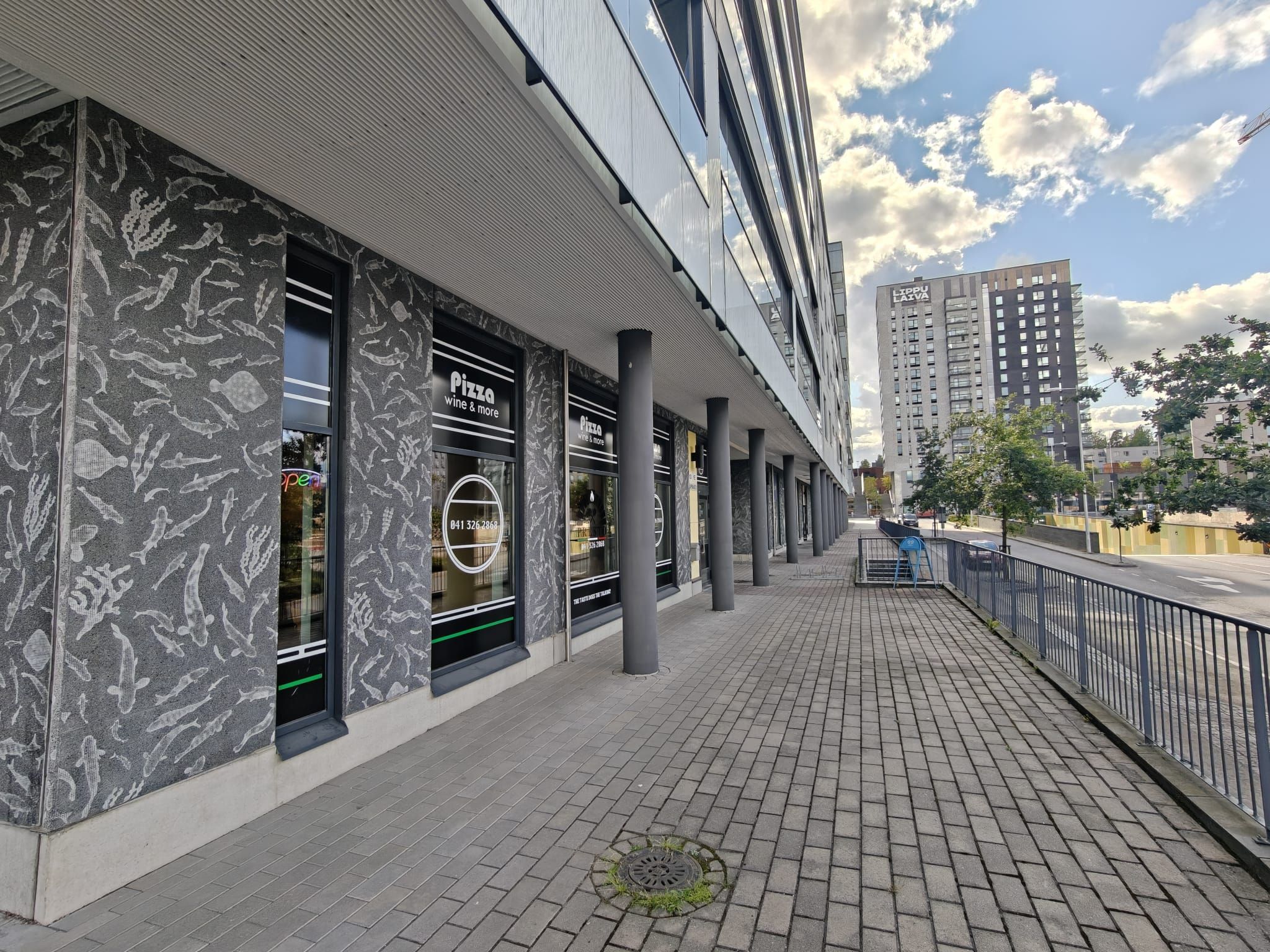 Image 25/25