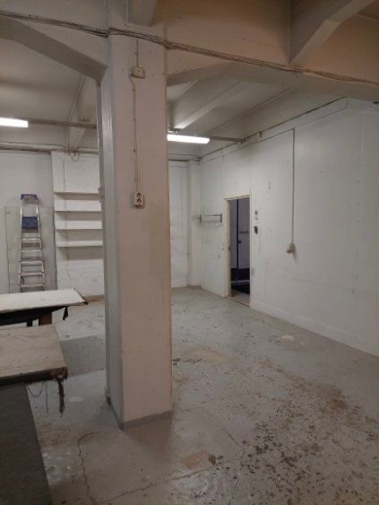 Image 3/10