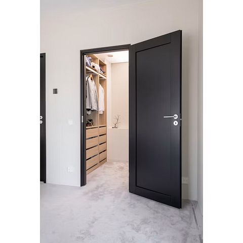 Image 1/4