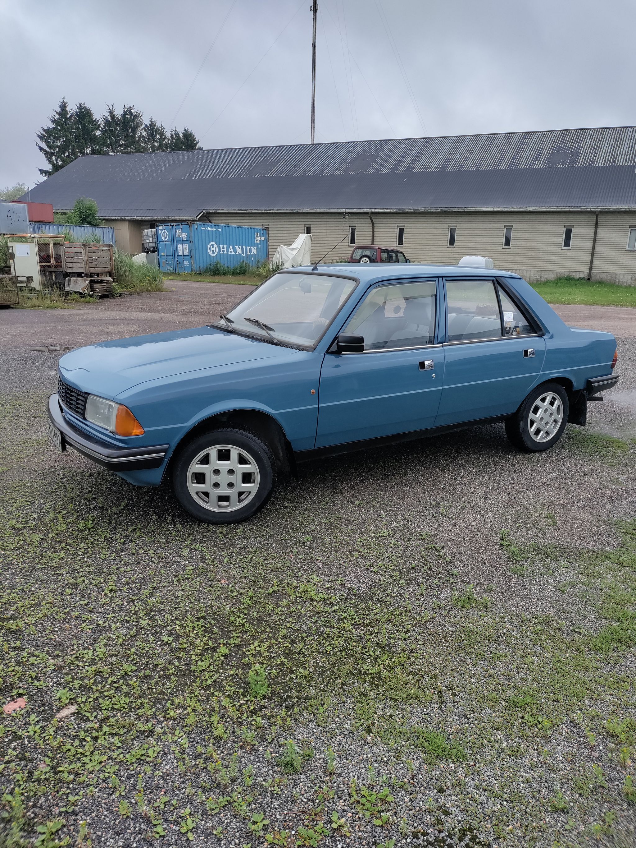 Image 1/11