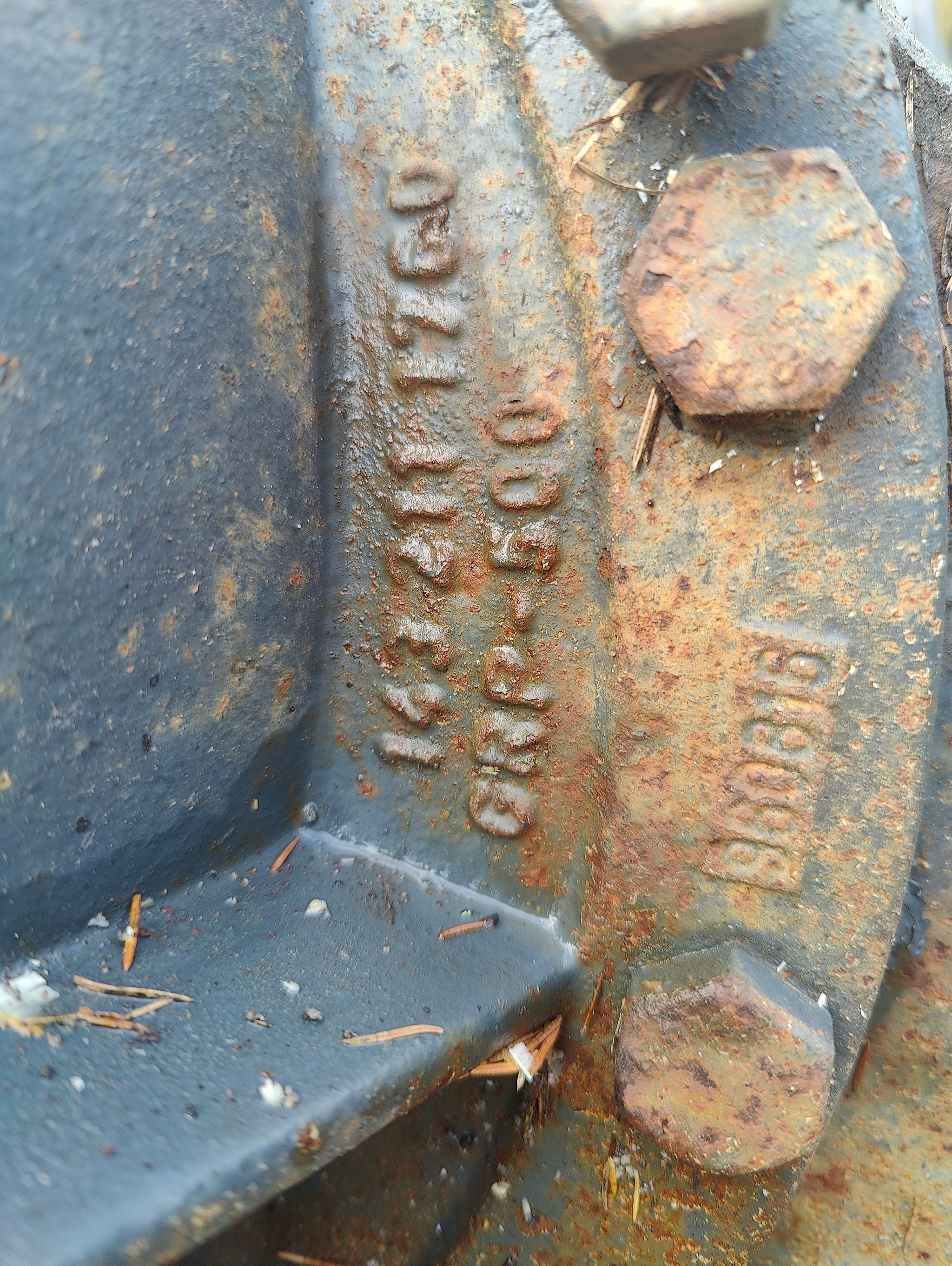 Image 3/9