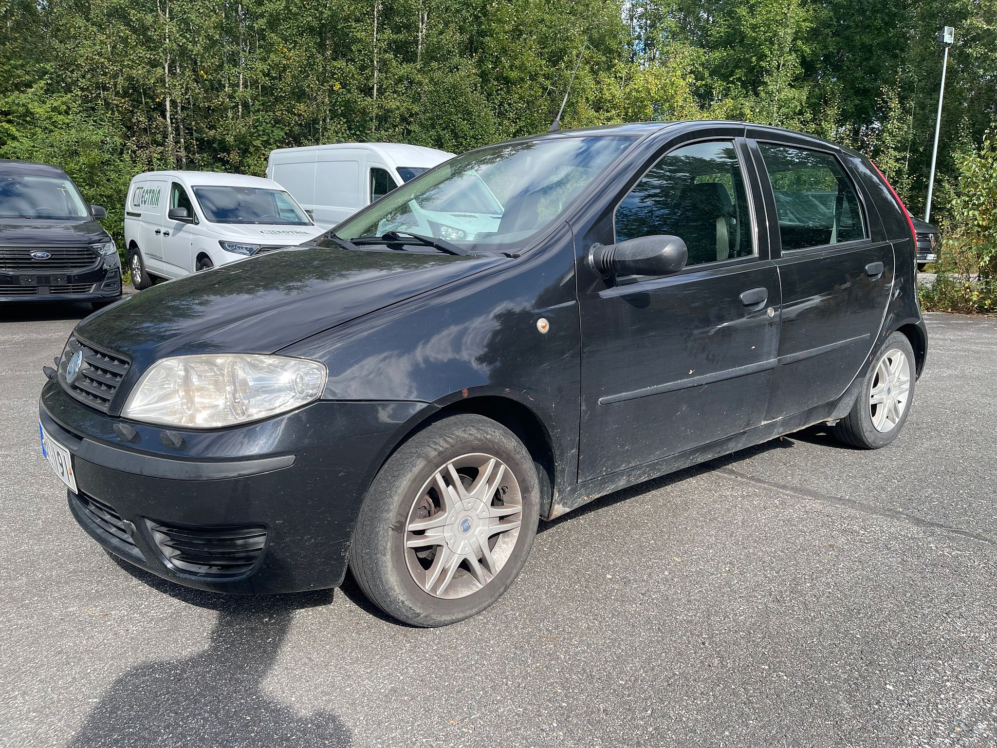 Image 1/12