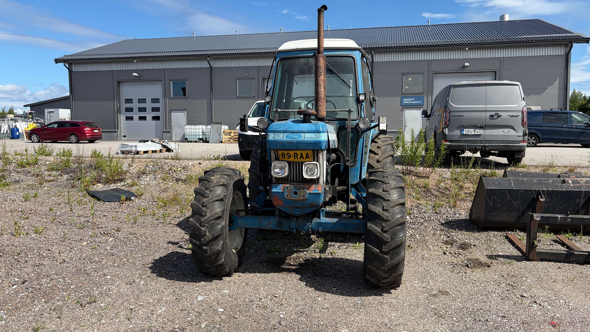 Image 3/19