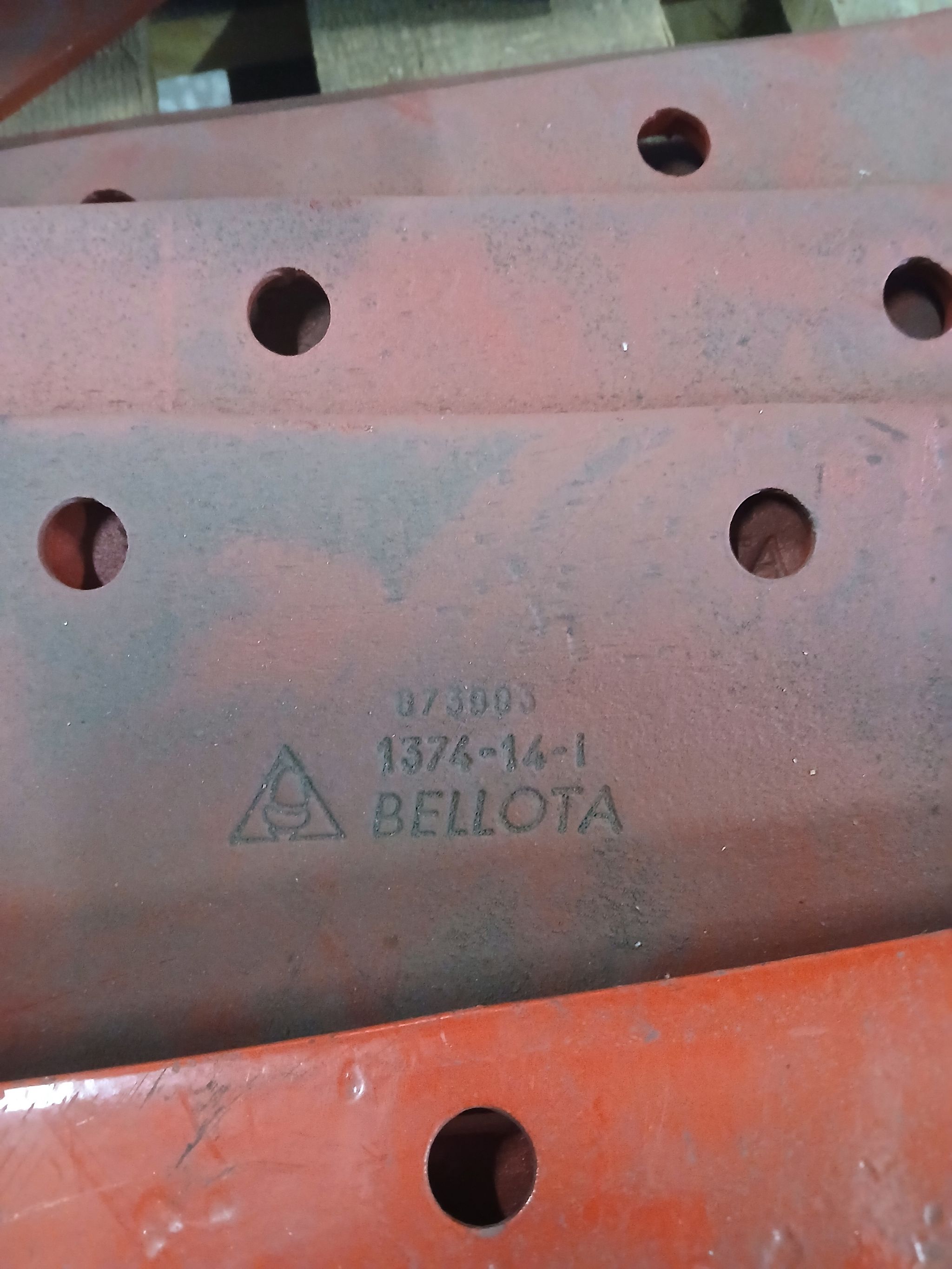 Image 17/23