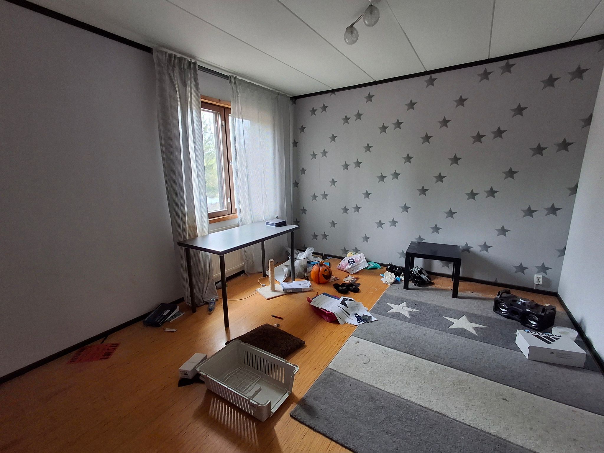 Image 15/36