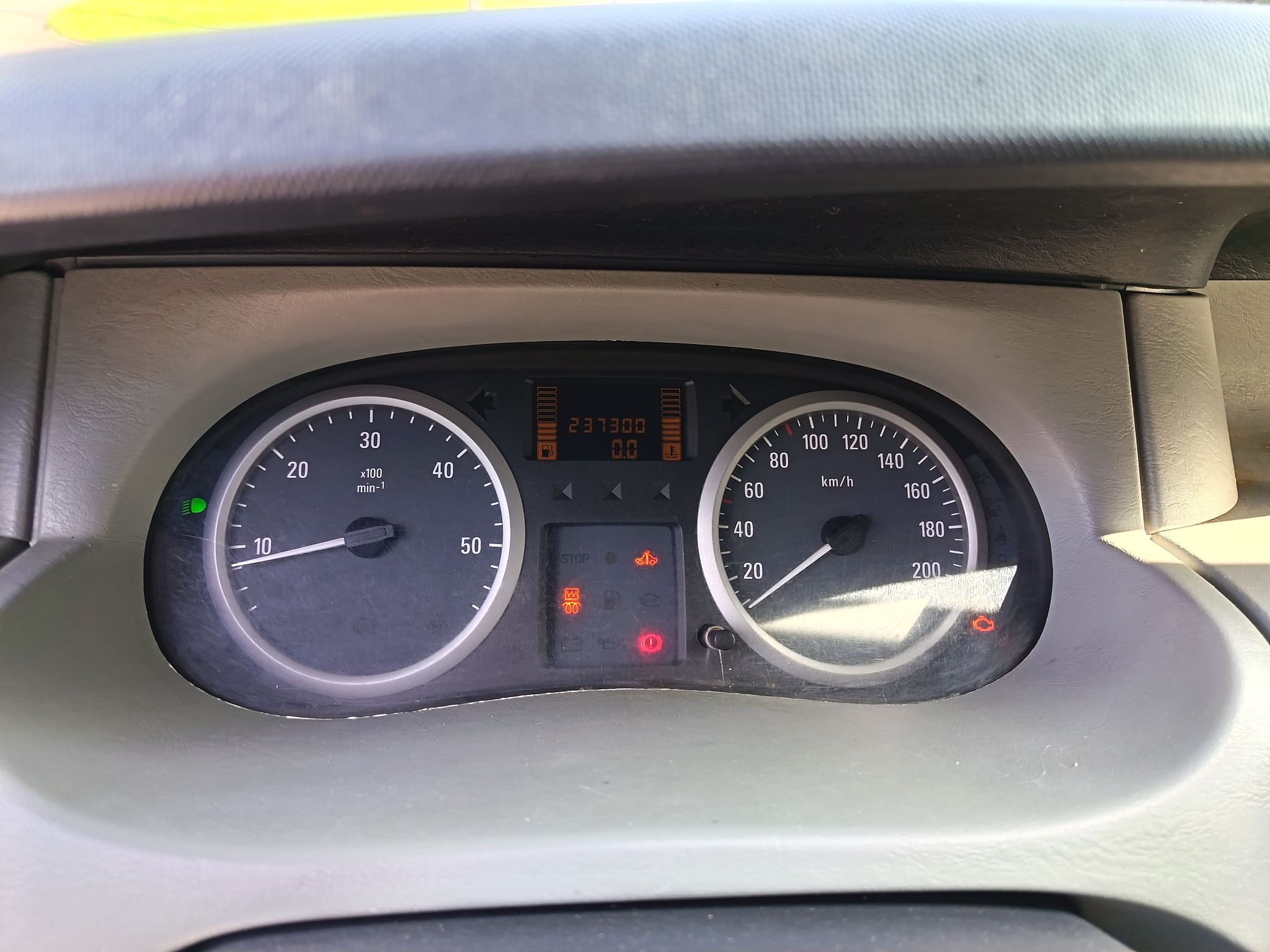 Image 9/16
