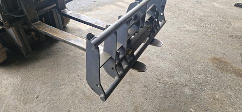 Image 3/11