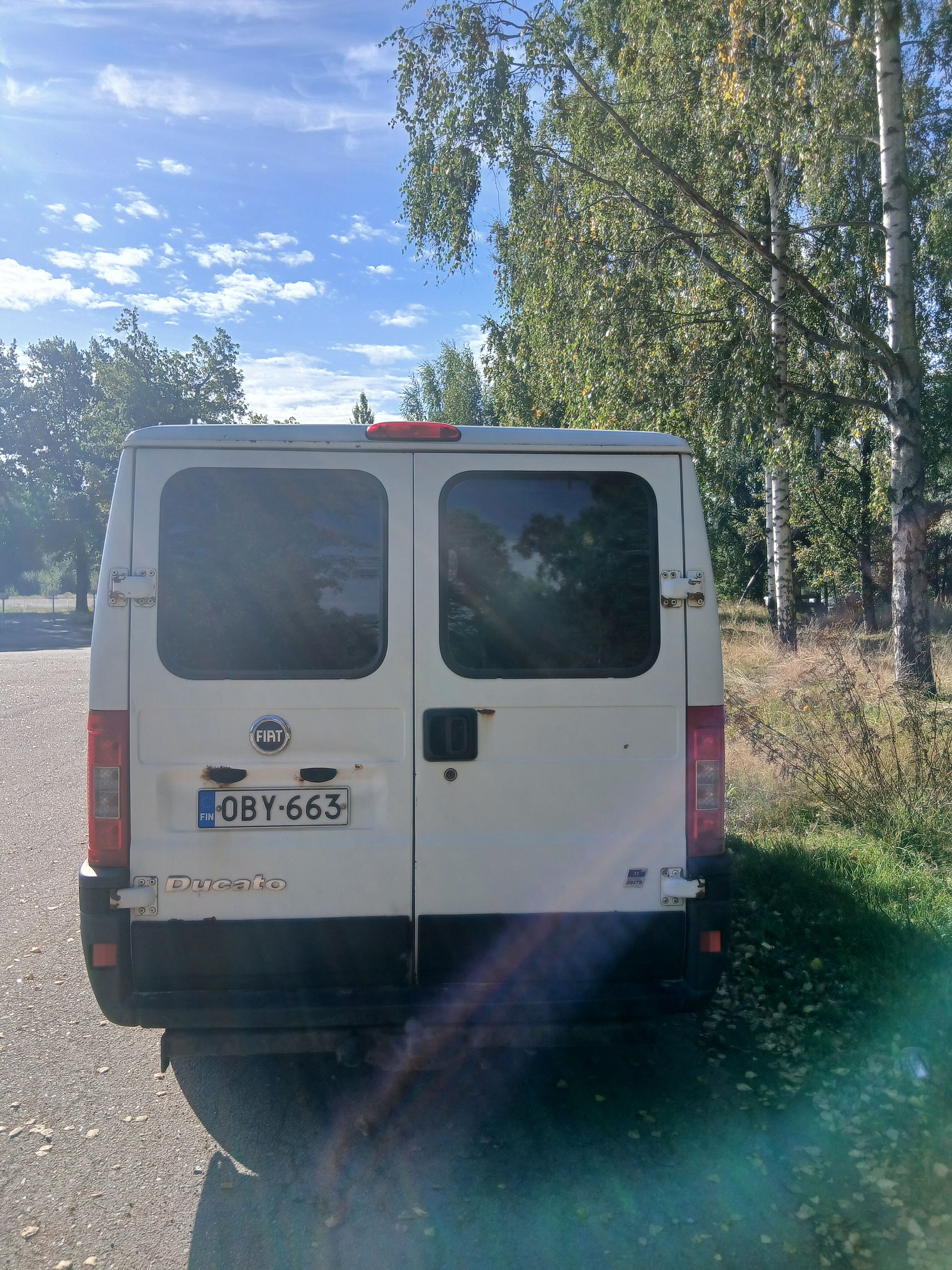 Image 3/19