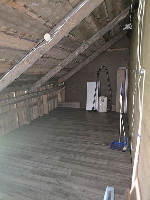 Image 27/53