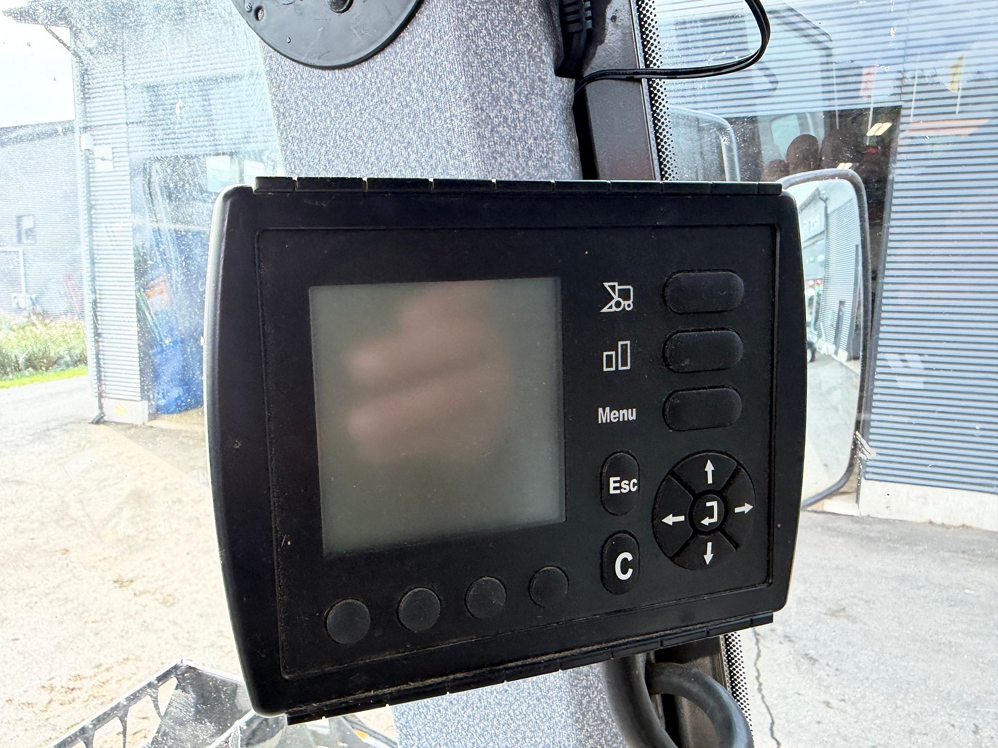 Image 33/46