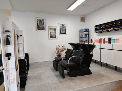 Image 19/19