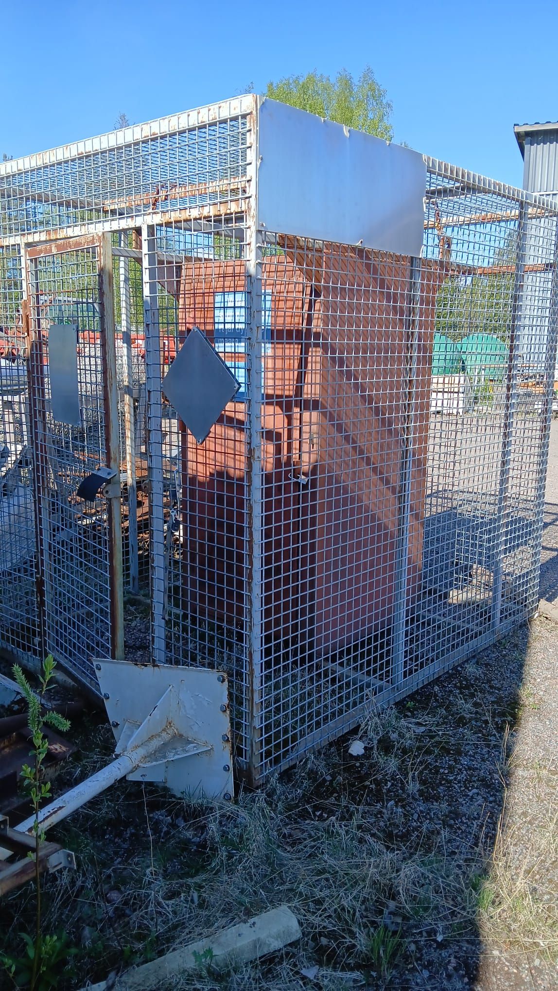 Image 1/1