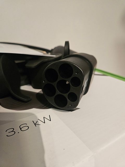 Image 5/9